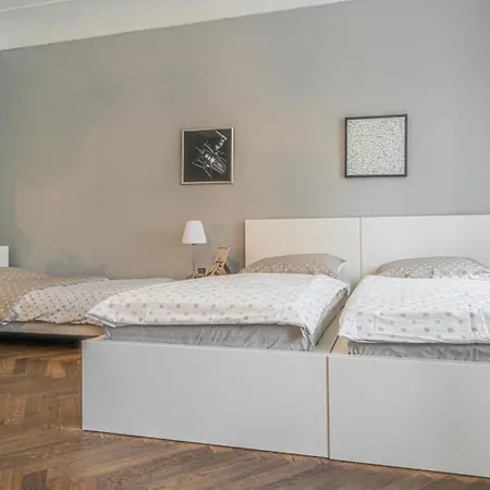 Lägenhet 1 Bed Flat - Sleeps 3 - Pets - Wifi